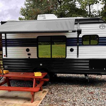 Thumbnail of RV