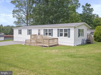 Thumbnail of mobile home