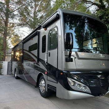 Thumbnail of RV