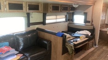 Thumbnail of RV