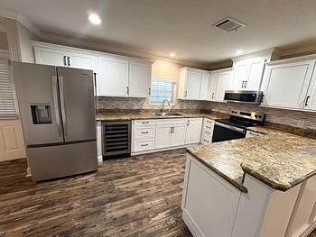 Thumbnail of mobile home