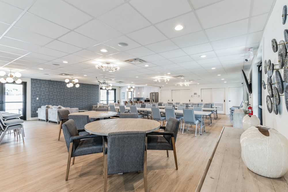 1701 NW 5th St Deerfield Beach FL 33442 USA Dining room IMG 5609