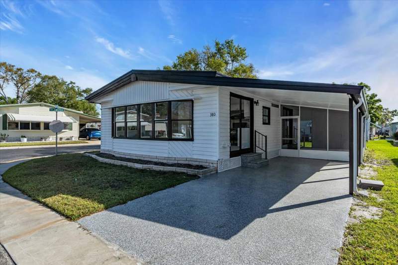 Photo of Mobile Home