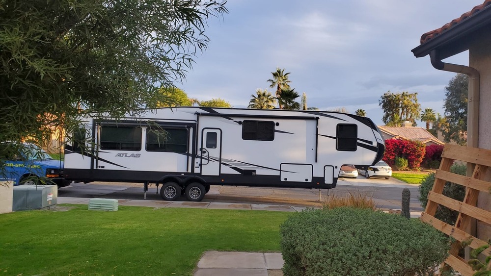 Photo of Rv