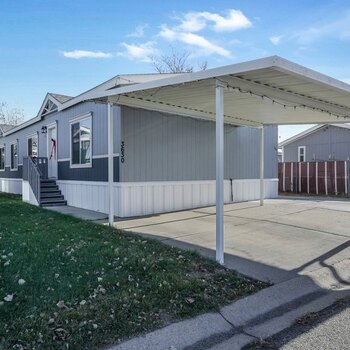Thumbnail of mobile home