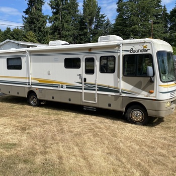 Photo of Rv