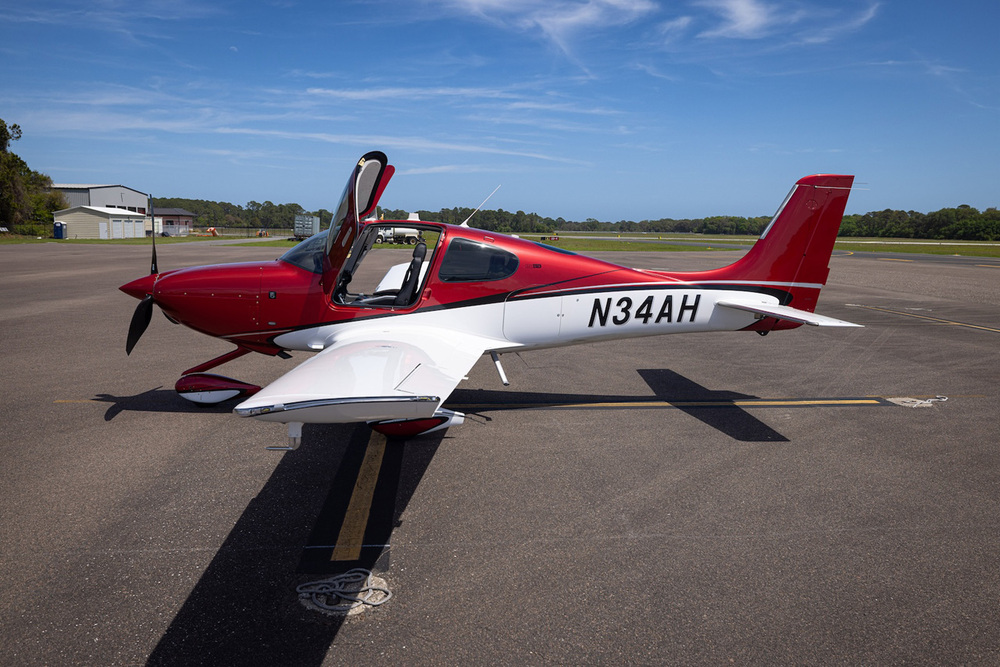 N34AH-9.jpg