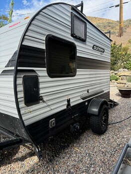 Thumbnail of RV