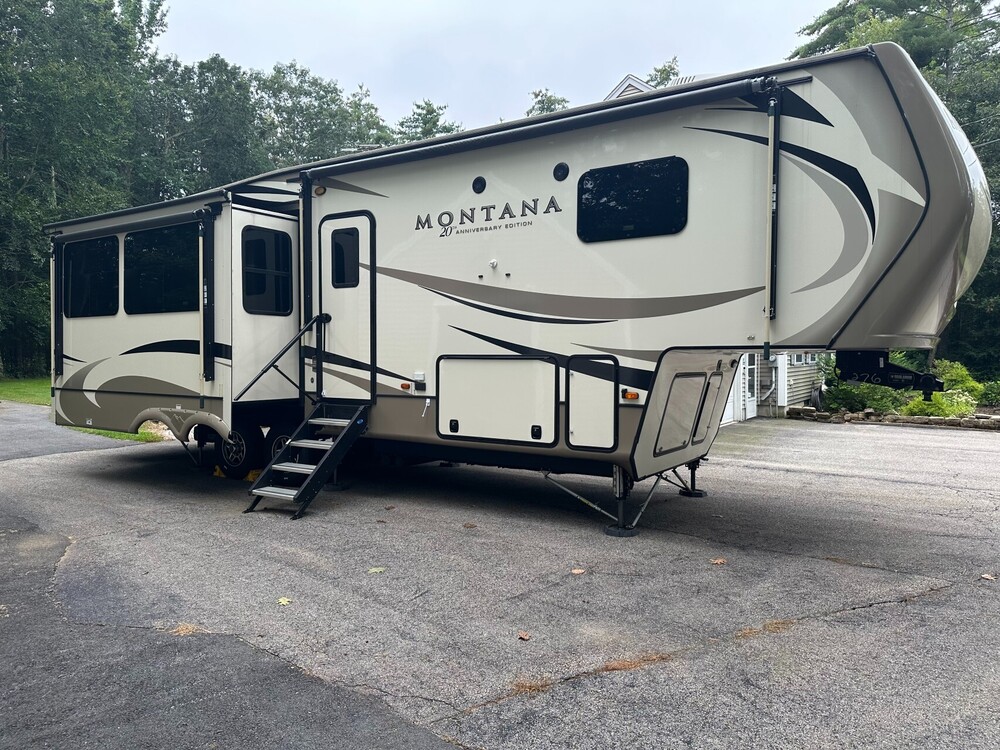 Photo of Rv