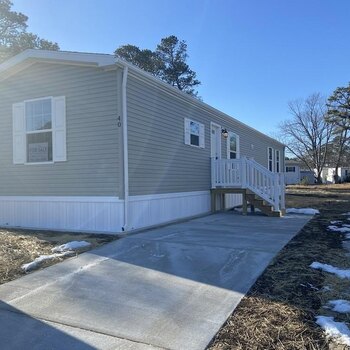 Thumbnail of mobile home