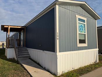 Thumbnail of mobile home