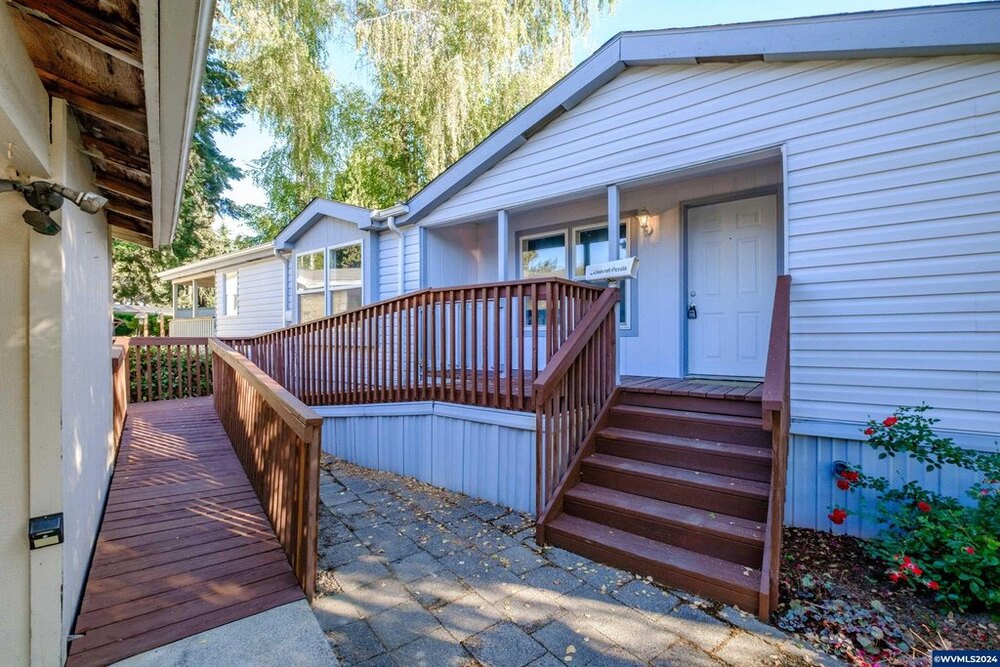 Photo of Mobile Home