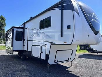 Thumbnail of RV