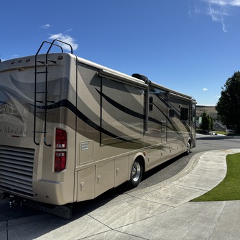 Thumbnail of RV
