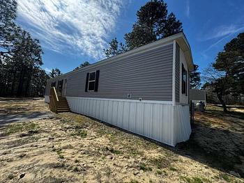 Thumbnail of mobile home