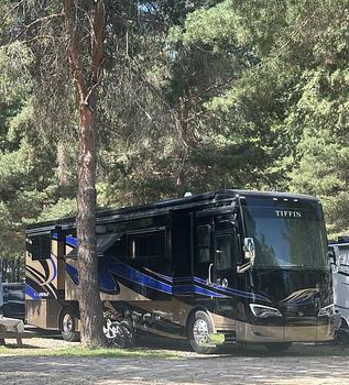 Thumbnail of RV