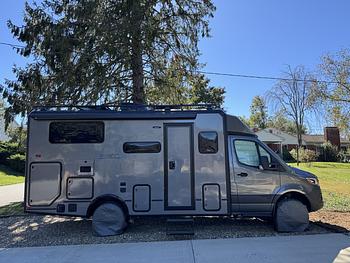 Thumbnail of RV
