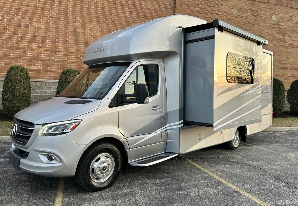 Photo of Rv