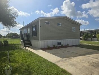Thumbnail of mobile home