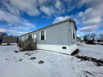 Thumbnail of mobile home