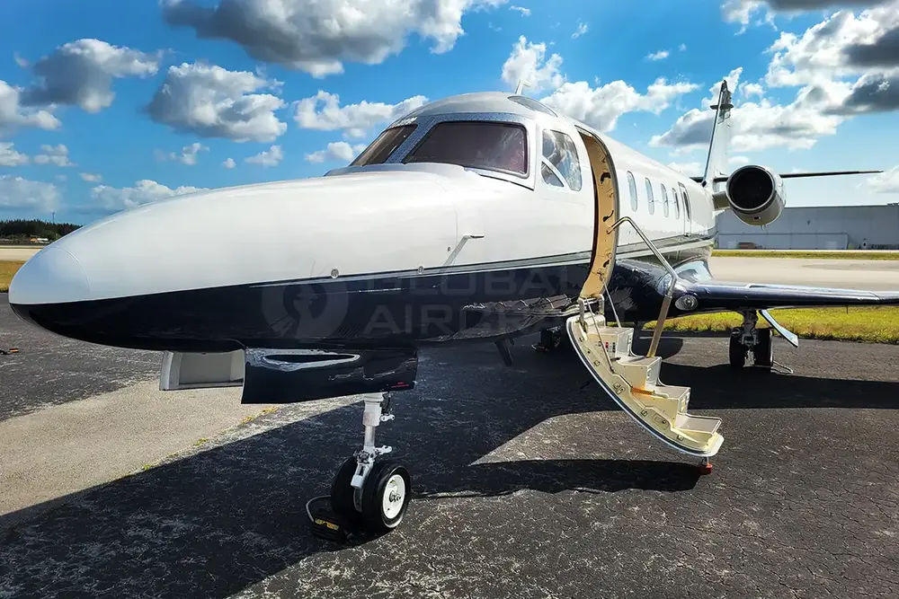 6923/astra-gulfstream-1125-sp-1990-flightmarket-id-6923-52021.webp