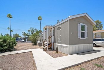 Thumbnail of mobile home