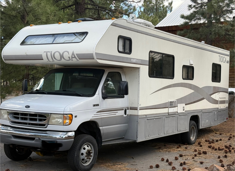 Photo of Rv