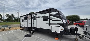 Thumbnail of RV