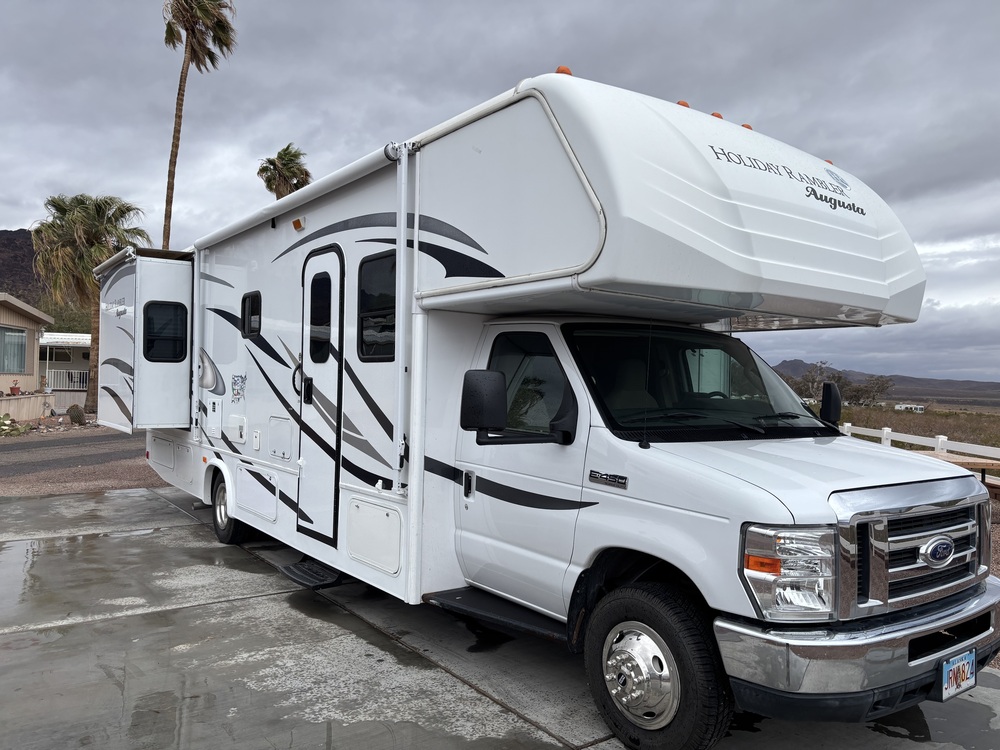 Photo of Rv