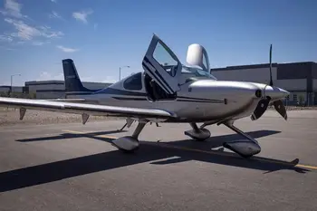 7590/cirrus-sr22-g6-2017-flightmarket-id-7590-19200.webp