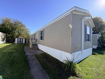 Thumbnail of mobile home