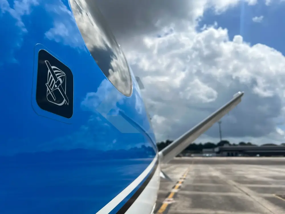 7913/cirrus-vision-jet-g2-plus-2022-flightmarket-id-7913-33193.webp