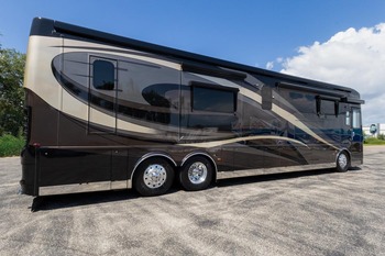 Thumbnail of RV