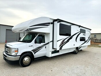 Thumbnail of RV