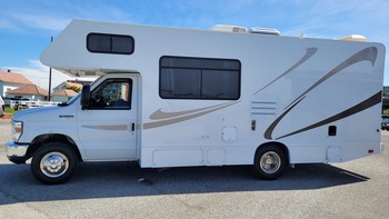 Thumbnail of RV