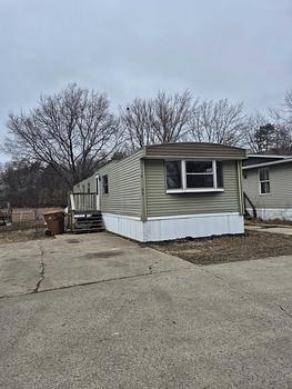 Photo of 3 Bed / 1 Bath Manufactured Home – Denison, IA