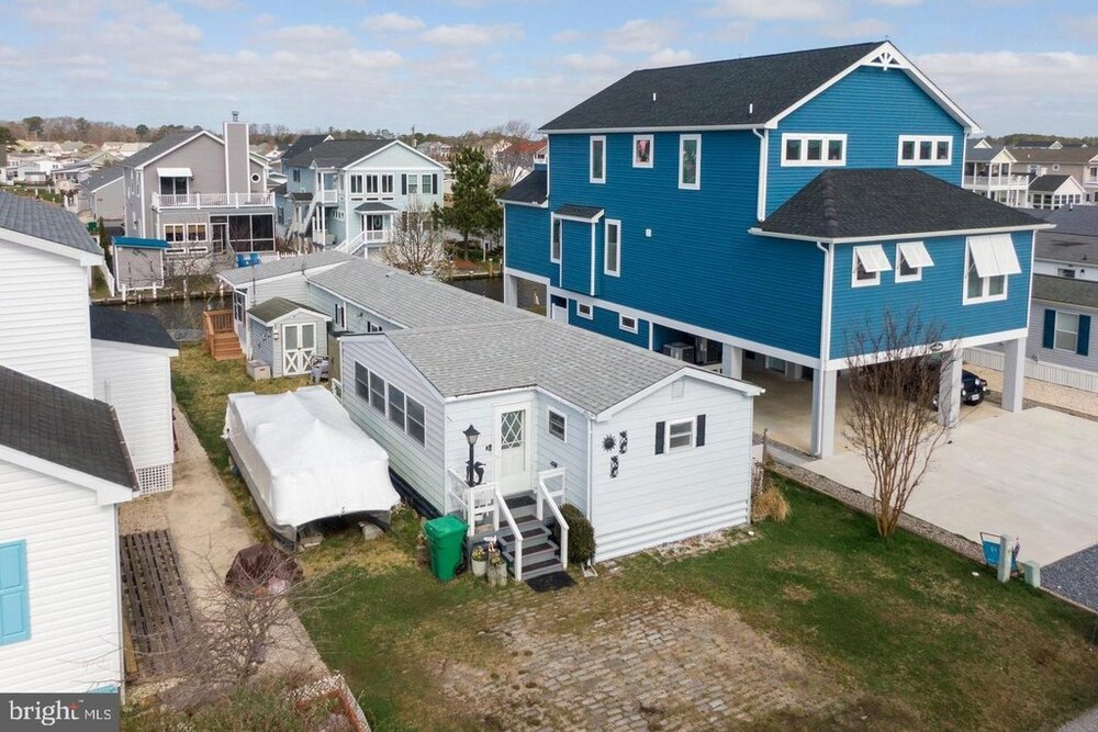 Photo of Mobile Home