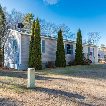 Thumbnail of mobile home