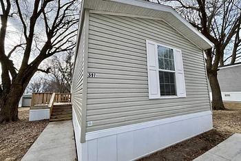 Thumbnail of mobile home