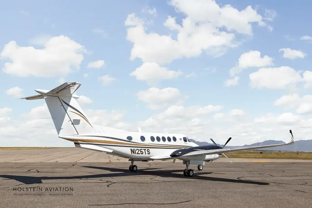 7286/beechcraft-king-air-b200-2007-flightmarket-id-7286-13563.webp
