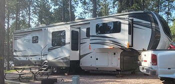 Thumbnail of RV
