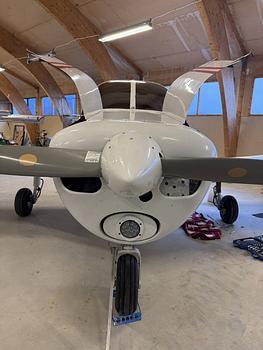 Thumbnail of aircraft