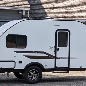 Thumbnail of RV