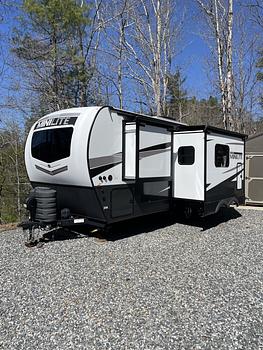Thumbnail of RV