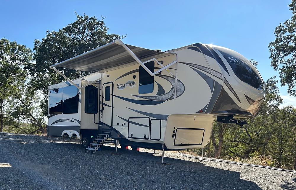 Photo of Rv