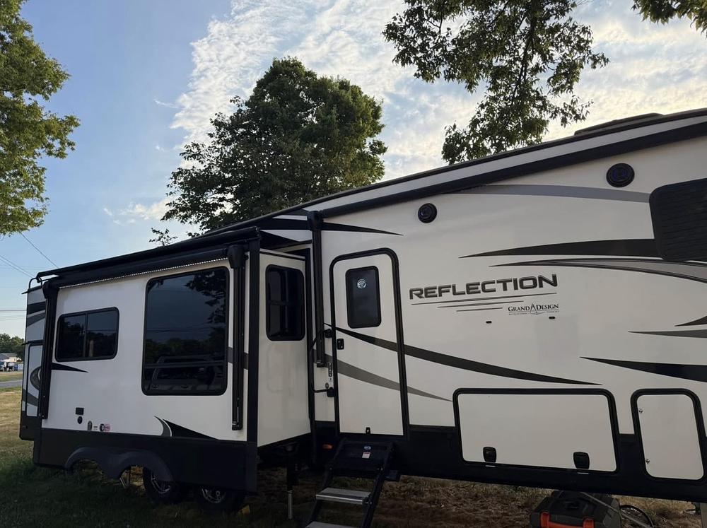 Photo of Rv
