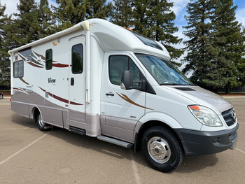 Thumbnail of RV