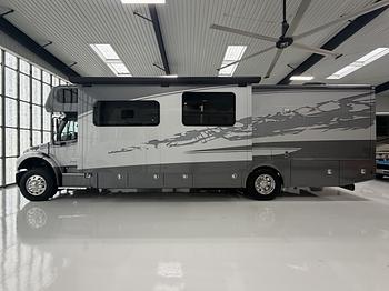Thumbnail of RV