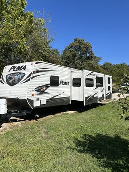 Thumbnail of RV