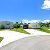Mobile Home for Sale: 1983 Mobile Home